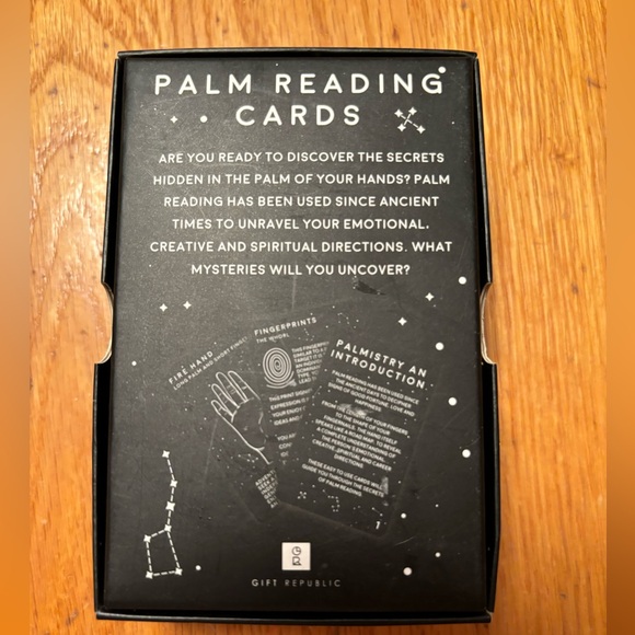 Palm Reading Cards Set - Picture 2 of 3